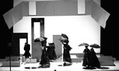 Kritik an der Rettung des Mainfranken-Theaters. Hier dessen letzte Premiere 2005/06: „Die Gärtnerin aus Liebe“. Foto: Schulte-Bunert