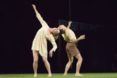 Loni Landon, David Russo in „Les Autres“. Foto: Lioba Schöneck