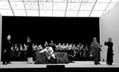 „Aida“ in Leipzig (PremiereNovember 2008) mit dem Chor der Oper Leipzig.. Foto: Birkigt