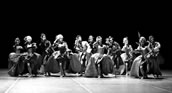 Stuttgarter Ensemble in Spucks „Das Fräulein von S.“. Foto: Stuttgarter Ballett