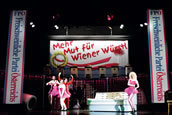 Satirische Kammeroper: »Gloria von Jaxtberg«. Foto: Bregenzer Festspiele/Anja Köhler