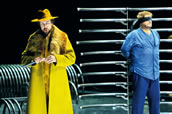 Georg Zeppenfeld als König Marke, Stephen Gould. Foto: Bayreuther Festspiele / Enrico Nawrath