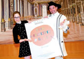 Lorina Mattern und KiKA-Moderator Juri Tetzlaff. Foto: Stefan Walzl