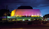 Das Ulmer Theater nach der Sanierung. Foto: Hermann Posch