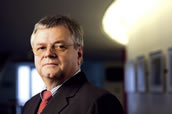 Intendant Bernd Loebe. Foto: Maik Scharfscheer