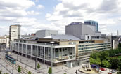 Abriss oder Sanierung? Das Opernhaus in Frankfurt. Foto: Wolfgang Runkel