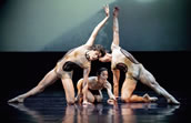 „Eden One – Online Ballettminiaturen“ mit Antoine Bertran, Anastasia Gavrilenkova und Mihail Belilov. Foto: Andreas Lander