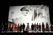„Lass‘ uns die Welt vergessen – Volksoper 1938“ mit dem Ensemble der Wiener Volksoper. Foto: Barbara Pálffy/Volksoper Wien