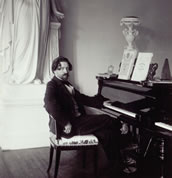 Ferruccio Busoni in Weimar 1901, Foto: Louis Held Weimar, Archiv Reinhard Ermen Ferruccio Busoni in Weimar 1901, Foto: Louis Held Weimar, Archiv Reinhard Ermen