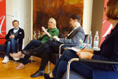 Von links: Dirigent Christophe Rousset, Opernsängerin Clarry Bartha, Intendant Heribert Germeshausen, Moderatorin Ursula Nusser. Foto: Michaela Schneider Von links: Dirigent Christophe Rousset, Opernsängerin Clarry Bartha, Intendant Heribert Germeshausen, Moderatorin Ursula Nusser. Foto: Michaela Schneider