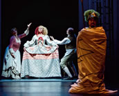 Manuel García, „Don Chisciotte“ mit Neele Kramer (Brunirosa), Sonja Isabel Reuter (Dorotea), Uwe Tobias Hieronimi (Marcello), Yohan Kim (Don Chisciotte), Foto: Clemens Heidrich, theater für niedersachsen Manuel García, „Don Chisciotte“ mit Neele Kramer (Brunirosa), Sonja Isabel Reuter (Dorotea), Uwe Tobias Hieronimi (Marcello), Yohan Kim (Don Chisciotte), Foto: Clemens Heidrich, theater für niedersachsen