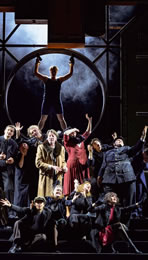 Brecht/Weill, „Die Dreigroschenoper“, Staatstheater Nürnberg. Foto: Bettina Stöß